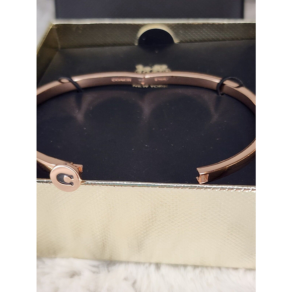 NWT Coach Rose-Gold Circle Logo Hinge Bangle Bracelet - Picture 5 of 8